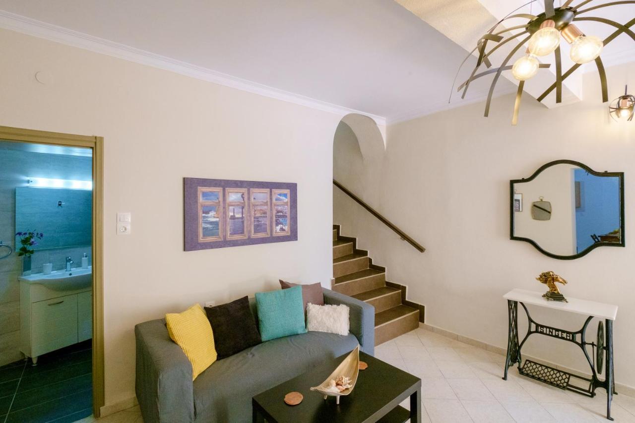 Home With Courtyard In Beating Heart Of Old Town! Khania Eksteriør bilde
