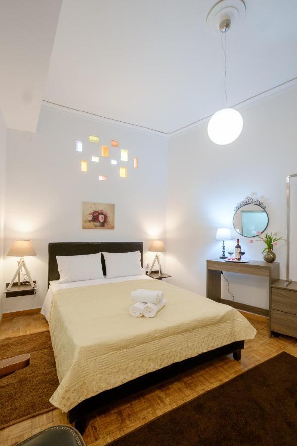 Home With Courtyard In Beating Heart Of Old Town! Khania Eksteriør bilde