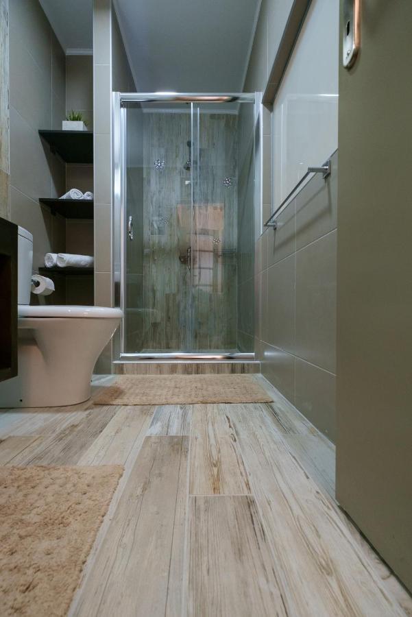 Home With Courtyard In Beating Heart Of Old Town! Khania Eksteriør bilde