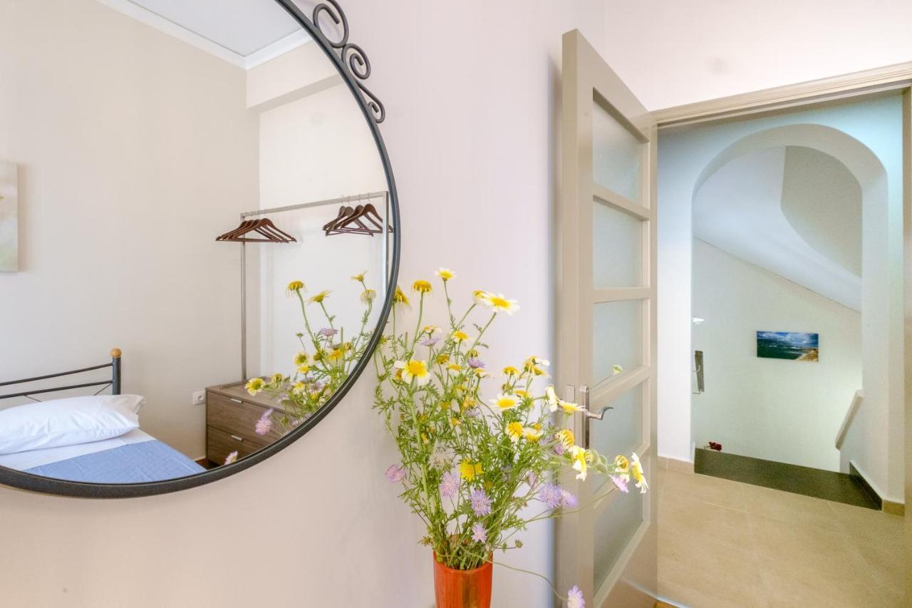 Home With Courtyard In Beating Heart Of Old Town! Khania Eksteriør bilde